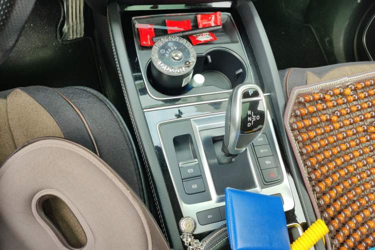 Used BYD Song MAX New Energy 2019 DM 1.5T Smart Connect Enjoyment Model 7 Seats China VI Standard Gear Lever