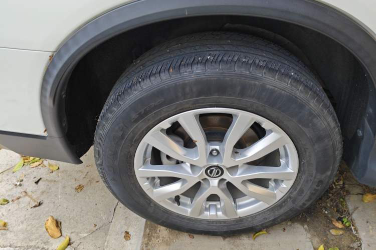 Used Nissan X-Trail 2021 2.0L CVT 2WD XL Premium SmartConnect Deluxe Edition Right Rear Wheel Hub