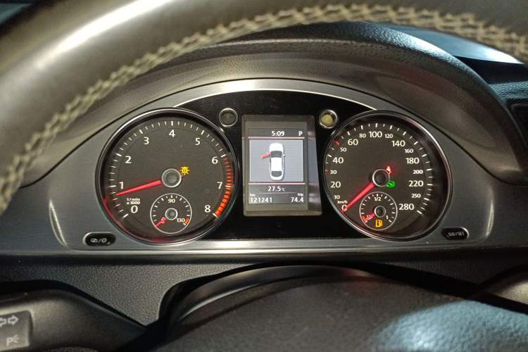 Used Volkswagen FAW-Volkswagen CC 2013 1.8TSI Luxury Model