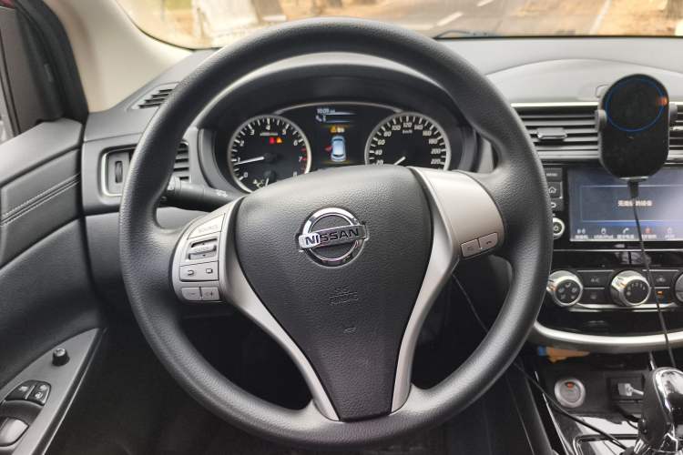 Used Nissan Tiida 2016 1.6L CVT Smart Drive Edition