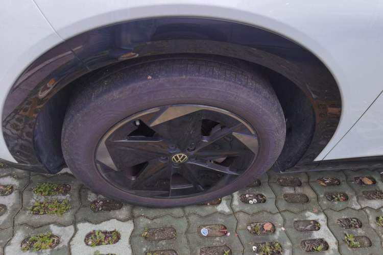 Used Volkswagen ID.UNYX 2024 Ultra Long-Range Version Left Front Wheel Hub