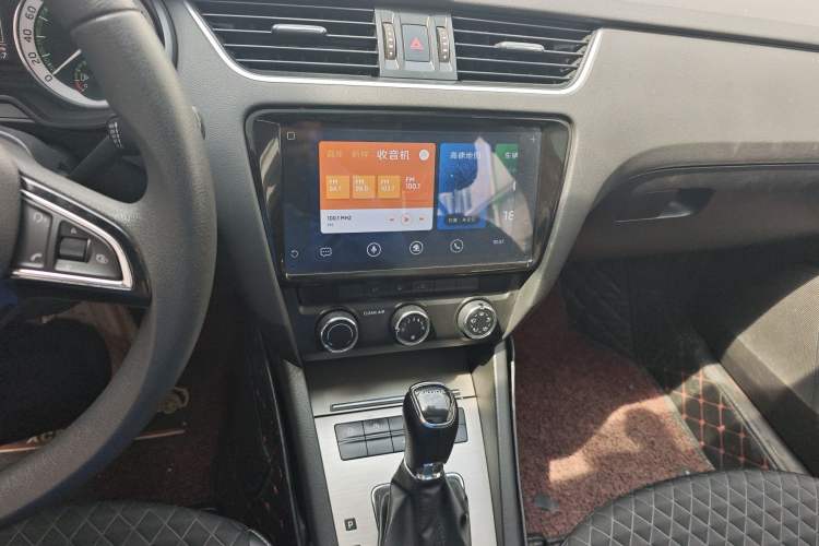 Used Skoda Octavia 2019 1.5L Automatic Smart Drive Luxury Edition China VI Standard