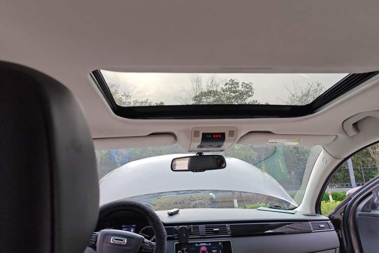 Used Qoros 3 2014 Sedan 1.6T Automatic ZhiZhen Model
