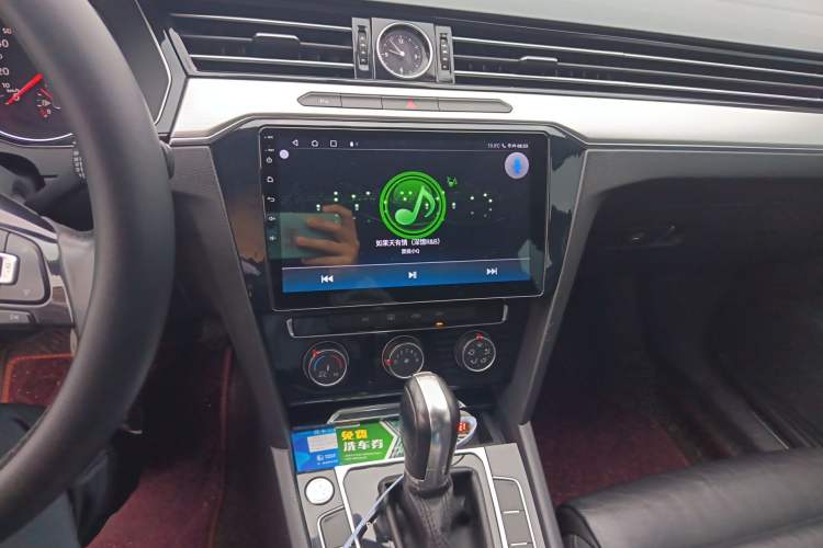 Used Volkswagen Magotan 2017 330TSI DSG Leading Model Audio And AC Panel