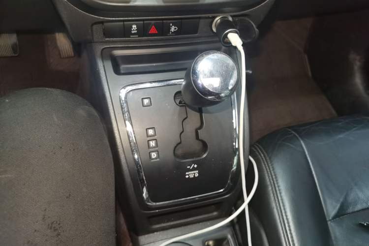 Used Jeep Compass 2013 2.4L four-wheel-drive sport version