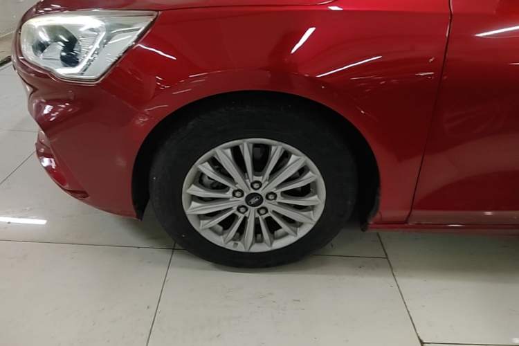 Used Ford Focus 2020 Sedan EcoBoost 180 Automatic Trend Edition
