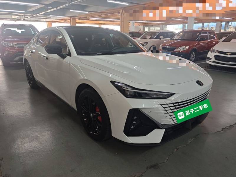 Used CHANGAN UNI-V 2023 1.5T Prestige Model — 3