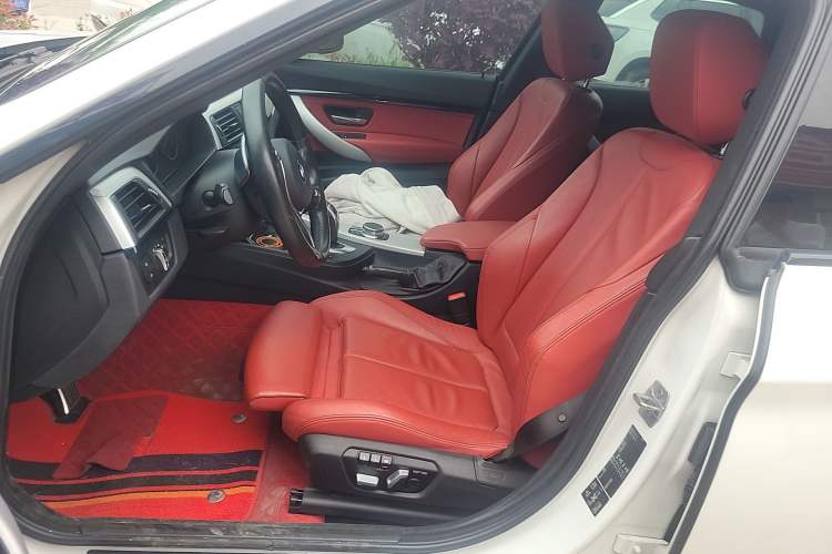 Used BMW 3 Series GT 2017 330i xDrive M Sport
