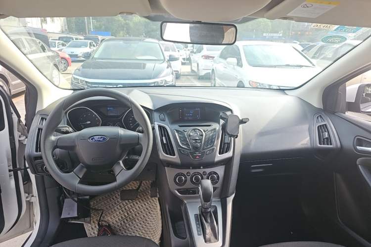 Used Ford Focus 2012 Hatchback 1.6L Automatic Comfort Model
