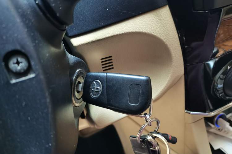 Used Toyota Corolla 2014 1.6L CVT GL
