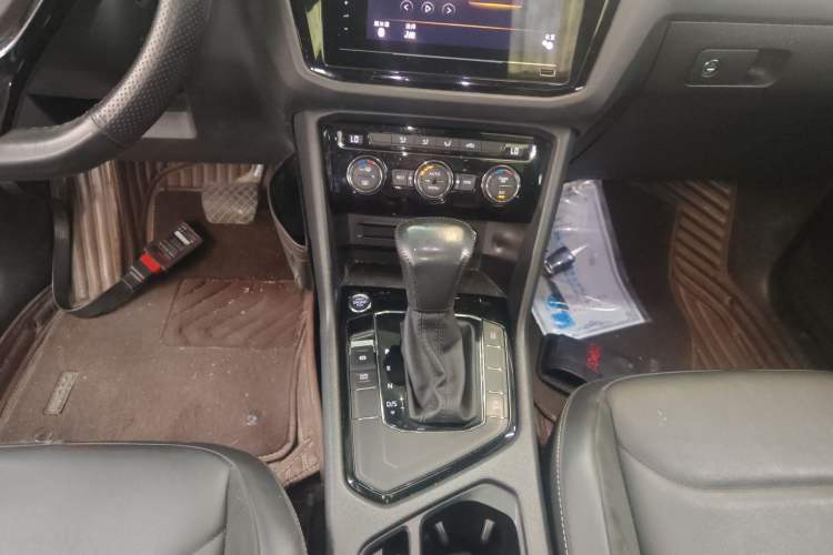 Used Volkswagen Tiguan L 2021 330TSI Automatic Two-Wheel Drive Smart Edition Gear Lever