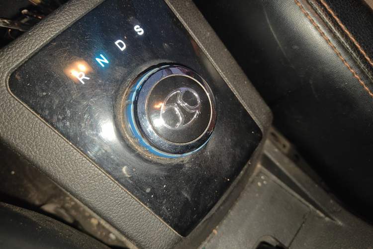 Used BAIC New Energy EC 2018 EC220 Standard Edition Gear Lever