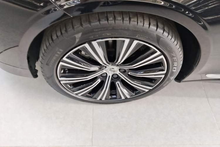 Used Volvo S90 2023 B5 Zhiyuan Luxury Edition
