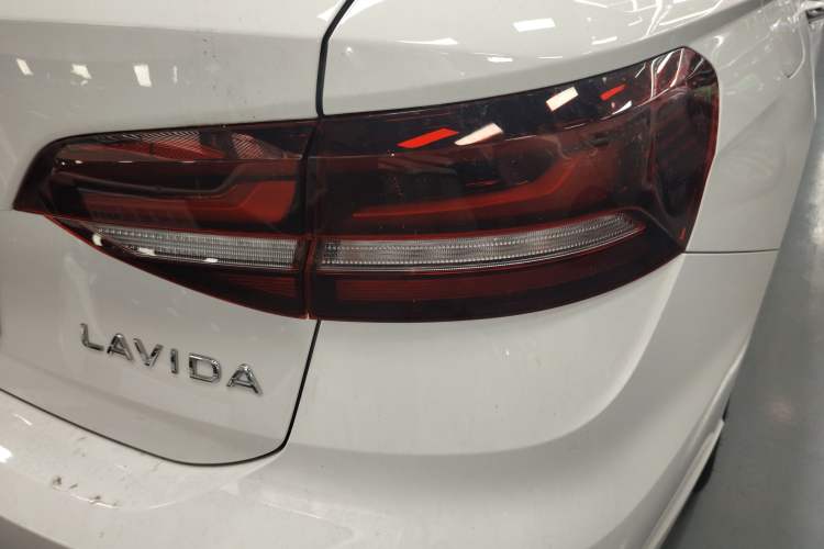 Used Volkswagen Lavida 2023 Revised Version 1.5L Automatic Starry Sky Edition – 5 Million Units