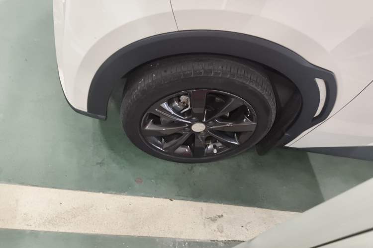 Used BYD Seagull 2023 Free Edition Left Front Wheel Hub