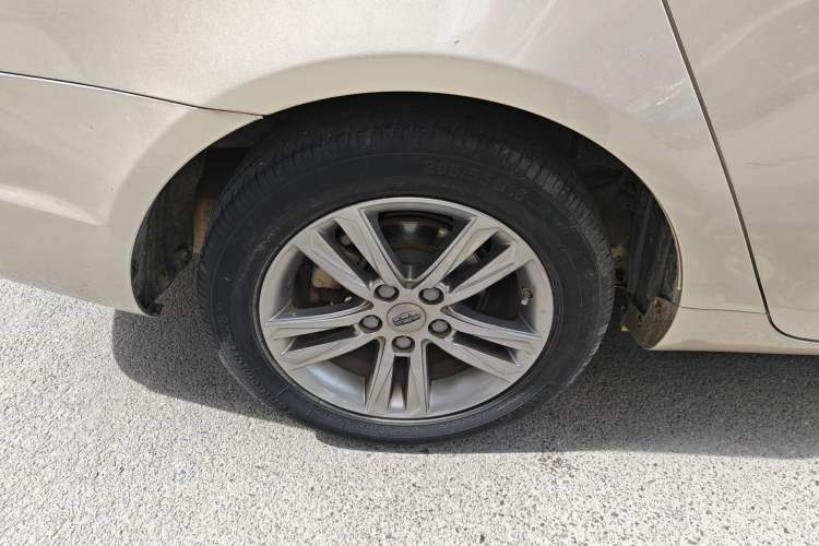 Used Geely Auto Emgrand 2017 Sedan Million Edition 1.5L CVT Upward Version