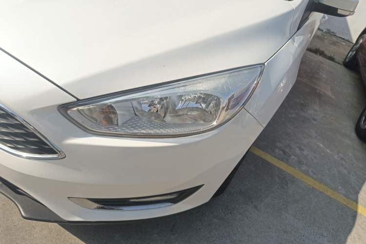 Used Ford Focus 2017 Hatchback 1.6L Automatic Fashion Edition Smart Drive Version
