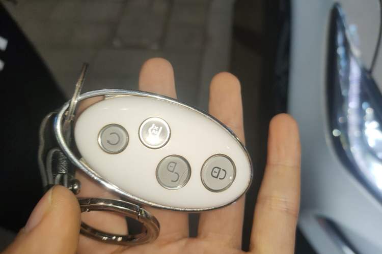 Used BYD Song MAX New Energy 2019 DM 1.5T Smart Connect Advanced 7-Seater China VI Standard