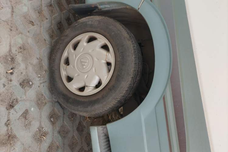 Used Foton Scenic 2012 2.0L Express Standard Short-Wheelbase Version 486EQV4
