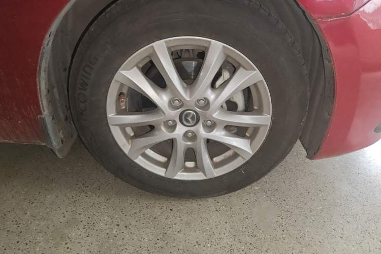 Used Mazda Mazda 3 Axela 2016 Sedan 1.5L Automatic Luxury Model