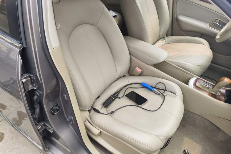 Used Nissan Sylphy 2009 1.6XE Automatic Comfort Edition Right Front Seat