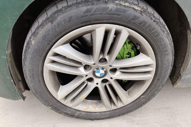 Used BMW 3 Series 2016 320Li Fashion Model
