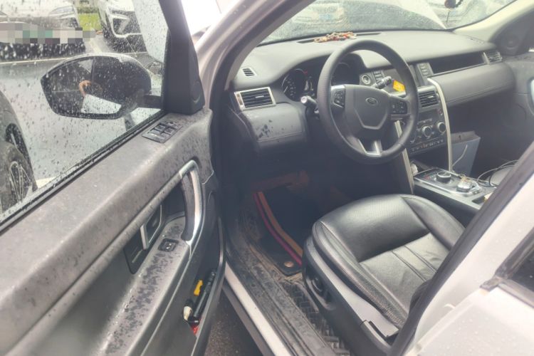 Used Land Rover Discovery Sport 2018 240 PS SE Version Driver Seat