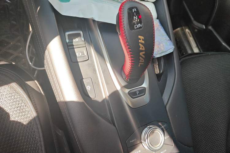 Used Haval F7 2020 2.0T Two-Wheel Drive i-Van