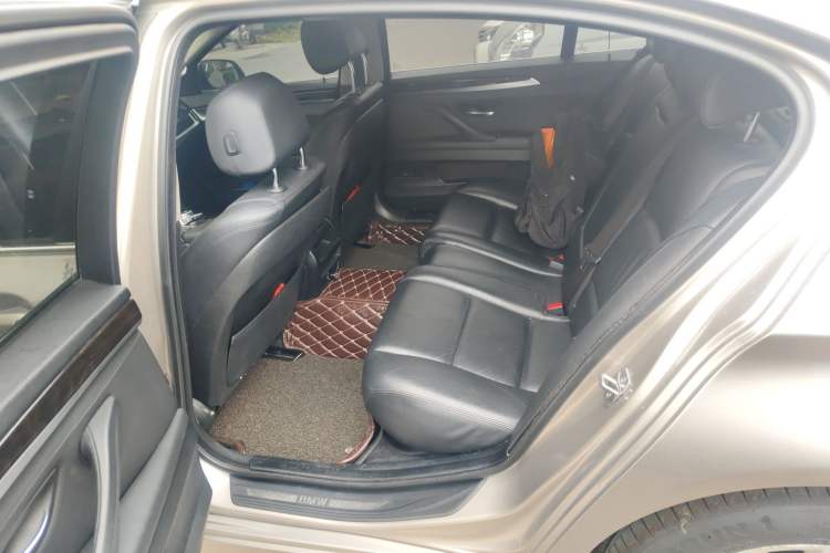 Used BMW 5 Series 2014 525Li Leading Model