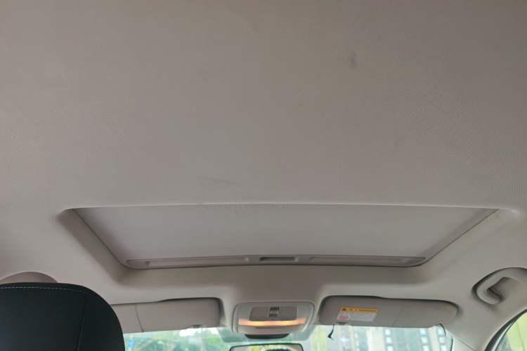 Used Roewe i5 2019 1.5L Automatic 4G Connected Langhao Edition