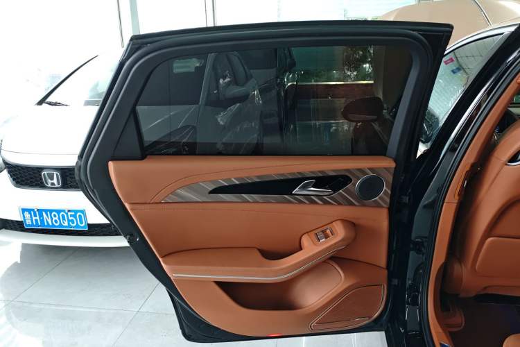 Used Hongqi H9 2020 2.0T Smart Connect Flagship Edition
