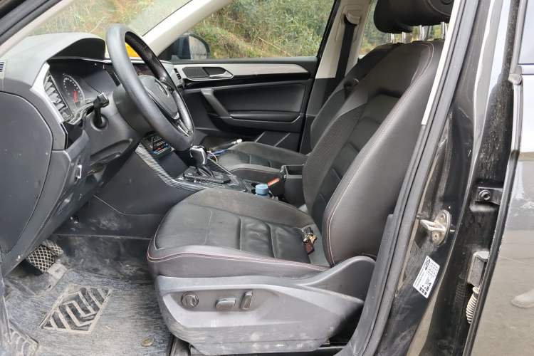 Used Volkswagen Tayron 2020 330TSI Two-Wheel Drive Luxury Smart Connectivity Version