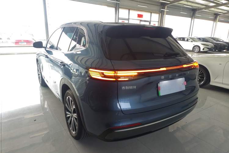 Used Geely Galaxy Galaxy Xingjian 7 EM-i 2025 120km Flagship Edition
