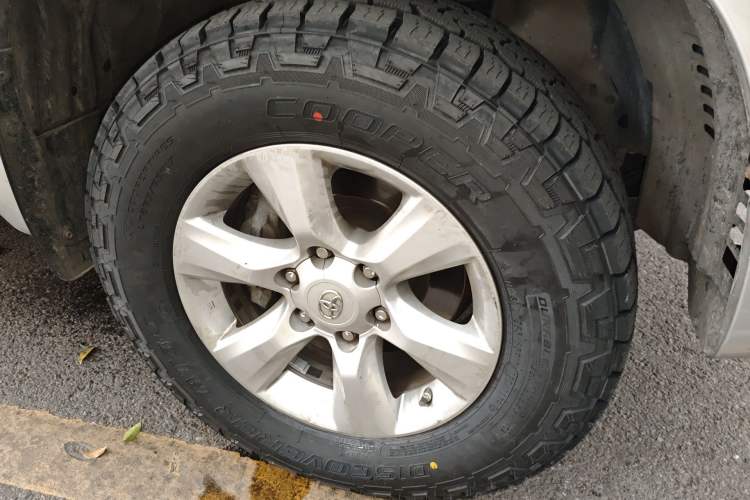 Used Toyota Prado 2010 4.0L Automatic TX-L
