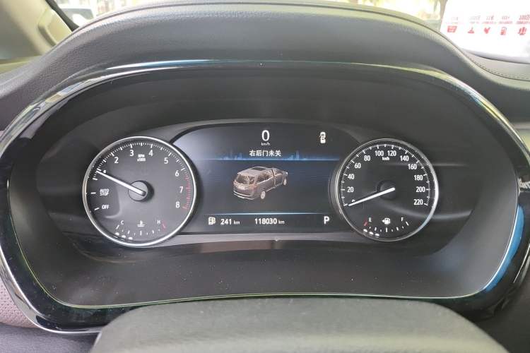 Used Buick GL8 2021 Land Cruiser Executive Class 652T Comfort Model