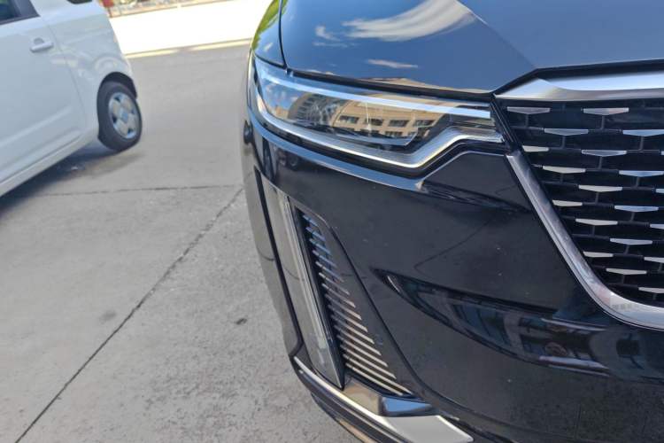 Used Cadillac XT6 2021 2.0T 6-Seater Two-Wheel Drive Luxury Version
