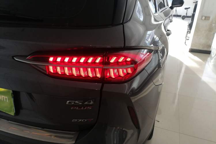 Used GAC Trumpchi GS4 PLUS 2022 270T Automatic Galaxy Edition Right Rear Taillight