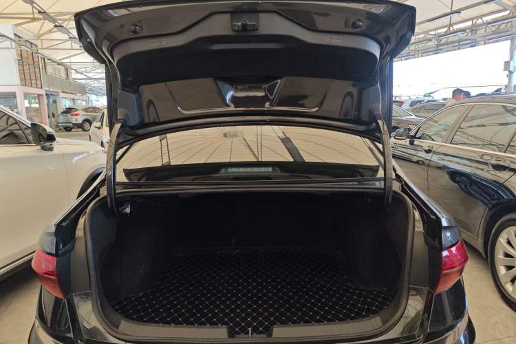 Used Volkswagen Sagitar 2021 280TSI DSG Excellence Edition
