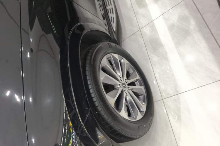 Used Mercedes-Benz GLE 2022 GLE 350 4MATIC Stylish Model Exterior 4