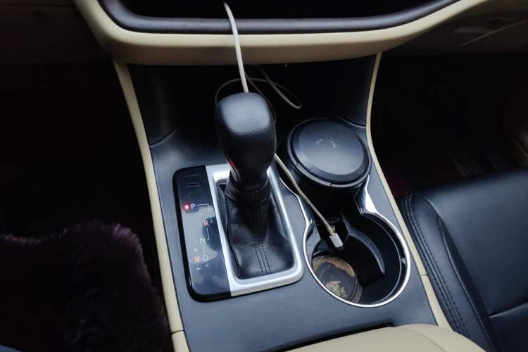 Used Toyota Highlander 2018 2.0T Two-Wheel Drive Elite Version 5 Seats China VI Standard
