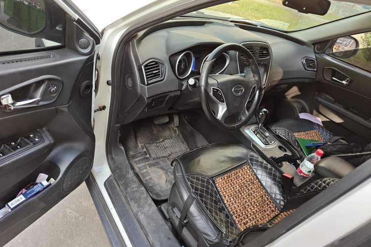 Used GAC Trumpchi GS5 2013 1.8T Automatic Two-Wheel Drive Elite Edition
