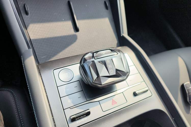 Used BYD Qin L 2025 DM-i Smart Drive 120KM Leading Model