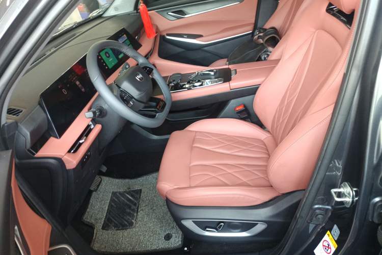 Used Changan CS75 PLUS 2024 3rd Generation Champion Edition 1.5T Intelligent Drive Dynamic Model