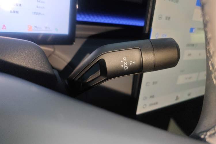 Used Lynk & Co Z20 2025 530 km Range Rear-Wheel Drive Max
