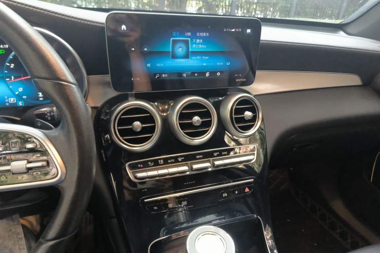 Used Mercedes-Benz GLC 2020 Facelifted GLC 260 L 4MATIC Dynamic Edition
