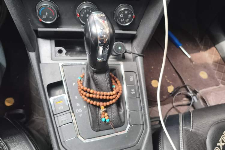 Used Volkswagen Lamando 2021 230TSI DSG Fashion Edition Gear Lever