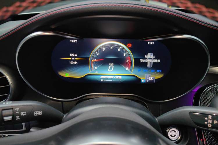 Used Mercedes-Benz C-Class AMG 2019 AMG C 43 4MATIC Estate Special Edition Odometer Close Up