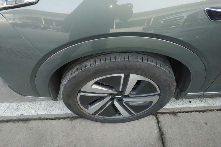 Used Wey Lanshan 2025 Four-Wheel Drive Max
