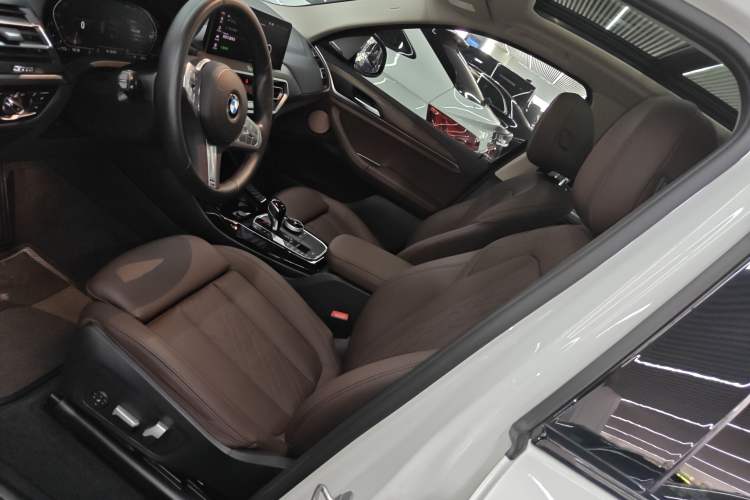 Used BMW X3 2023 xDrive30i Leading Model M Night Edition Package Left Front Seat