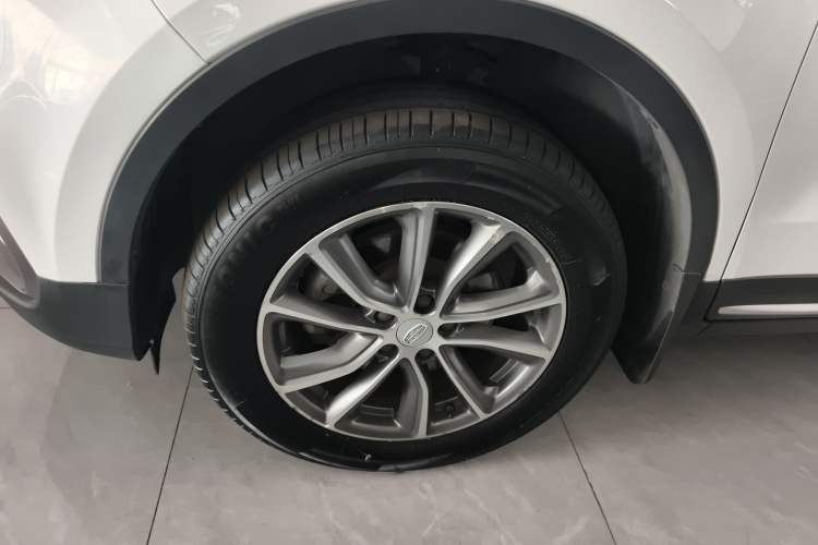 Used Geely Auto Emgrand X7 Sport 2020 1.8TD DCT Two-Wheel Drive Smart Connect 4G-Enabled Version